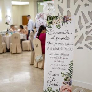 Letreros de Bienvenidos a nuestra🤵 Boda (con soporte banner) ❤️