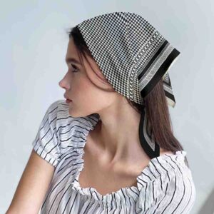 Trendy mascada para el cabello modelo Pinna Black