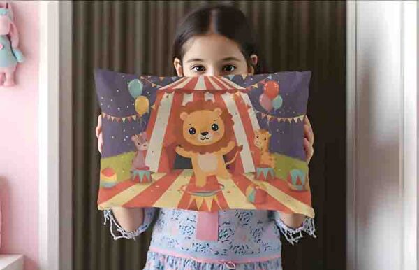 Funda infantil para almohada con diseño divertido de Circo Mod. Kiut Rey Leoncito