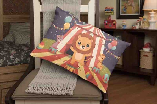Funda infantil para almohada con diseño divertido de Circo Mod. Kiut Rey Leoncito - Image 3