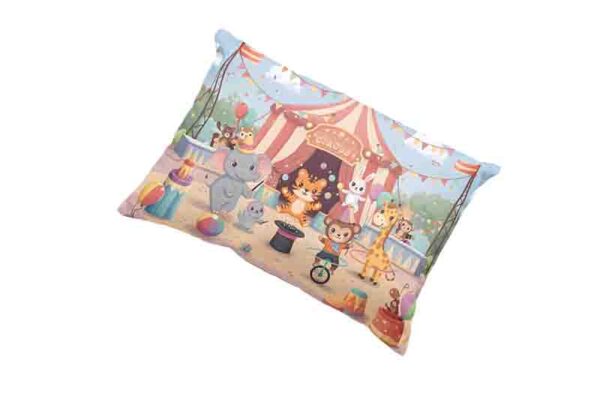 Funda de almohada con show de Circo Mod. Kawaii Carpa Encantada - Image 2