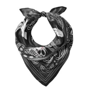 Mascada Modelo Dados de la Suerte con Diseño Bandana Negro y Blanco 60x60 cm.