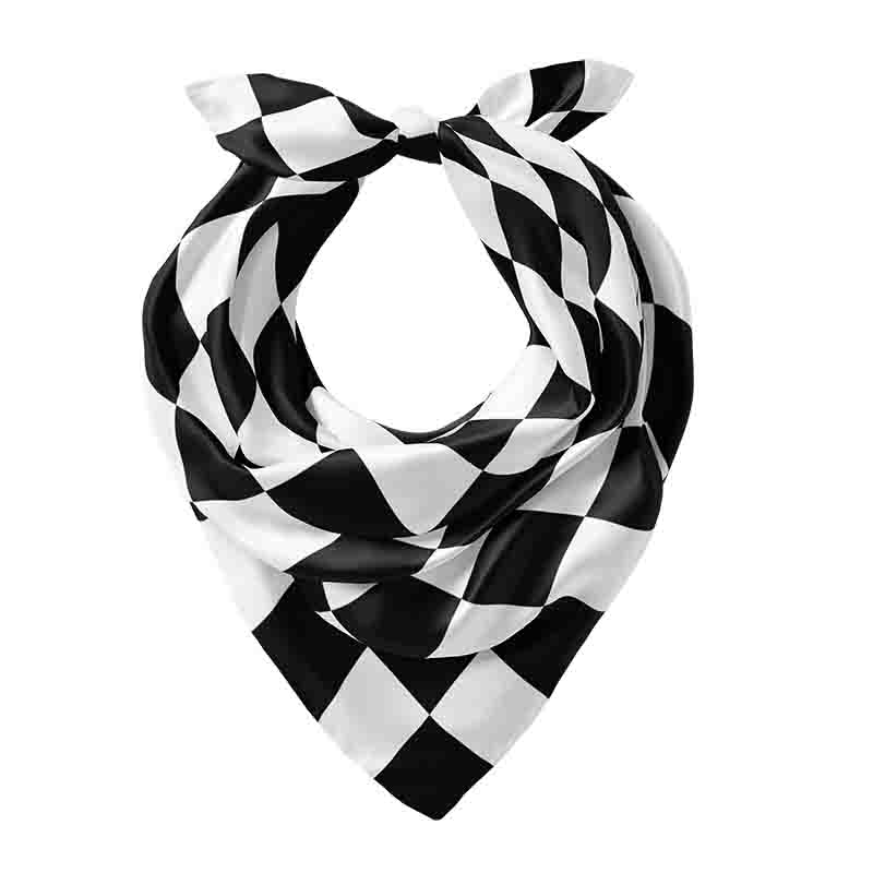 Mascada Modelo Duke con Diseño Cuadros Blanco y Negro Estilo Ajedrez 60x60 cm. - Imagen 4