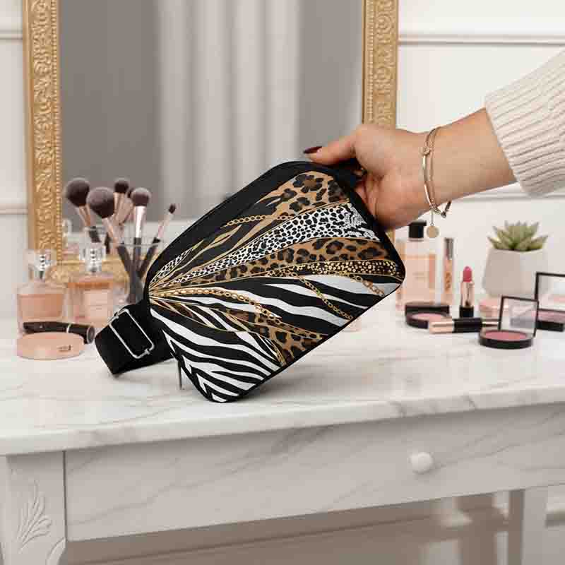 Cangurera Modelo Animal Print Cebra y Leopardo Crossbody Ajustable. - Imagen 3
